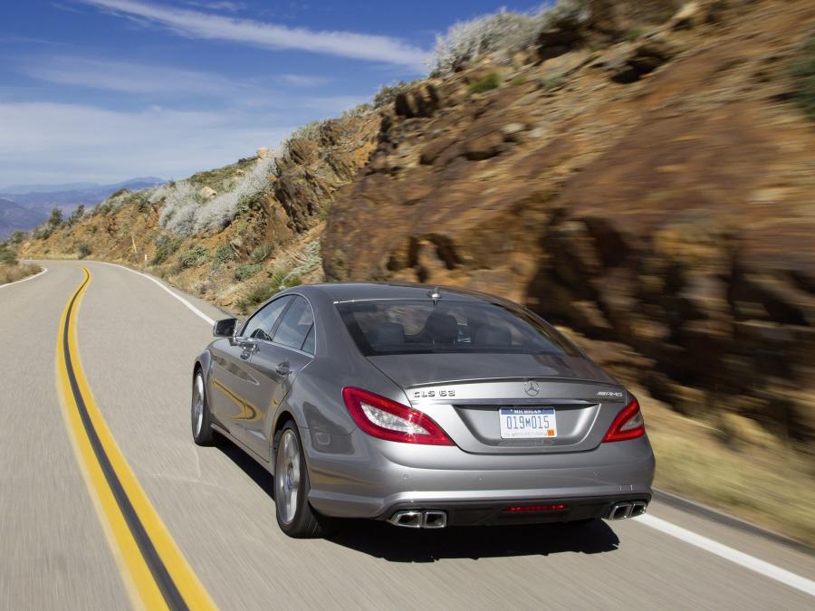  Mercedes-Benz CLS63 AMG 2010 года  (US) (фото 48 из 77)
